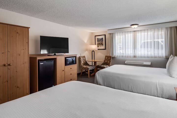 Room 17 of 35