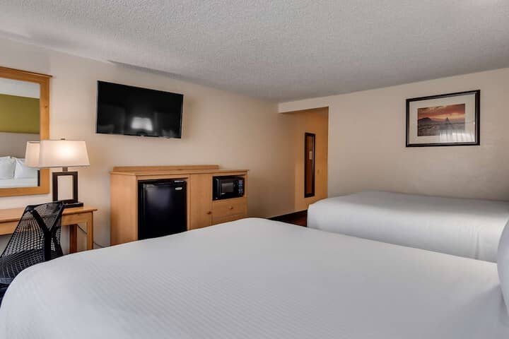 Room 15 of 35