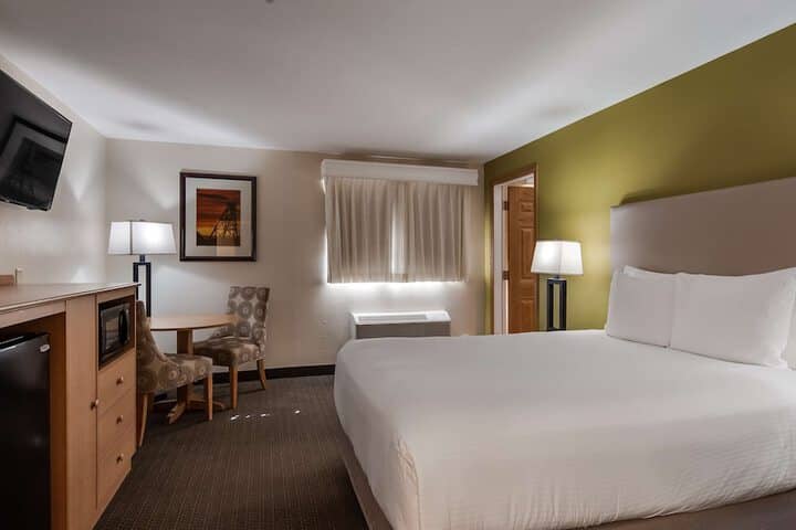 Room 21 of 35